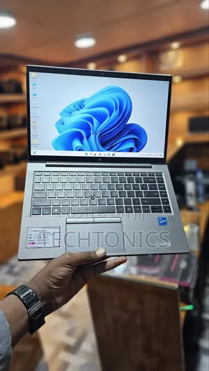 HP ZBook Firefly G8 Laptop - 16GB RAM, 512GB SSD