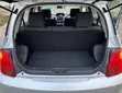 Toyota IST 2004 Nyeusi - 3