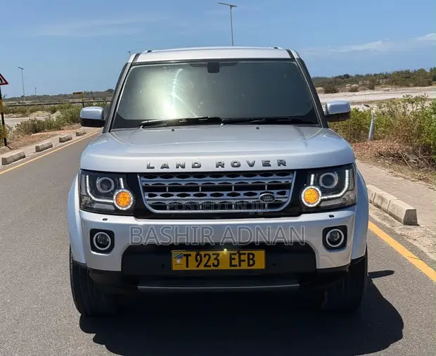 Land Rover Discovery 3 (2007) - Facelifted to 2014 Model - 1