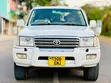 Toyota Land Cruiser 2002 White - 1