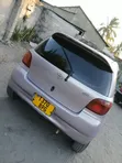 Toyota Vitz 1.0 FWD 3dr 2001 Pink - 2