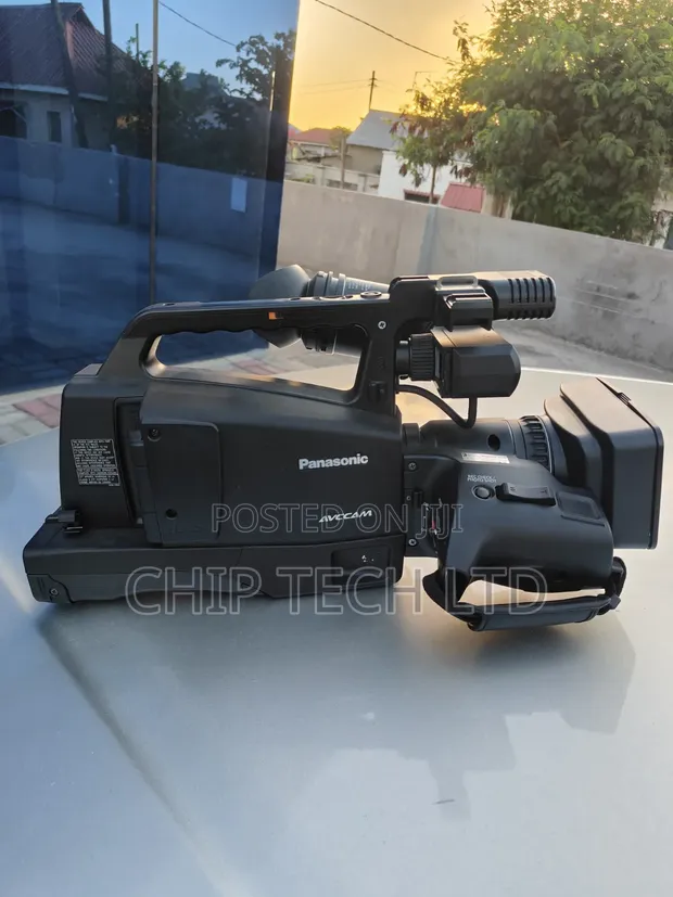 Panasonic AG-HMC80 Camcorder kwa Live Streaming - 1