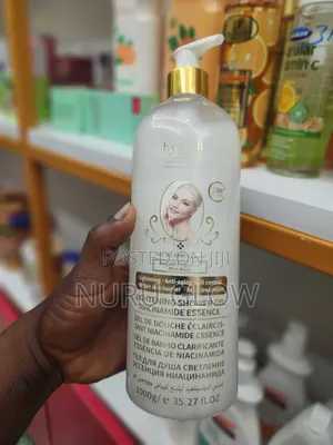 EY & VII Seven Skincare - Inang'arisha na Kudhibiti Mafuta