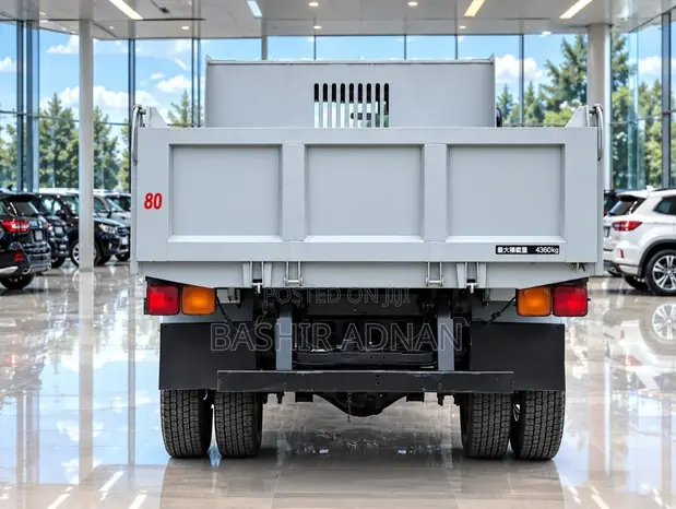 Mitsubishi Fuso Tipper (Tani 4) - Haijasajiliwa - 1