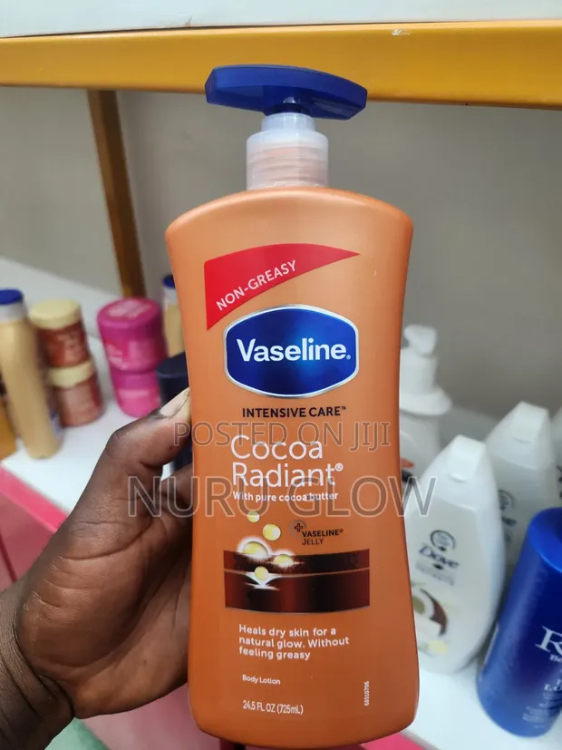 Vaseline Cocoa Radiant Body Butter 725ml - 1