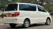 Toyota Alphard 2004 Nyeupe - 3