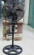 Arita Stand Fan 18" Nyeusi - 1