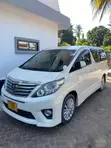 Toyota Alphard 2.4 Petrol FWD 2011 Nyeupe - 1