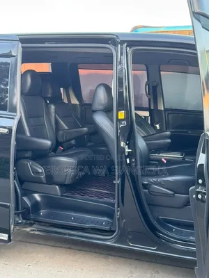 Toyota Voxy 2011 Black
