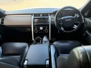 Land Rover Discovery HSE Luxury 4x4 2018