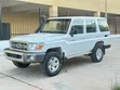Toyota Land Cruiser LX 2011 Nyeupe - 3