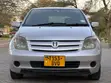 Toyota IST 2003 Nyeupe - 2