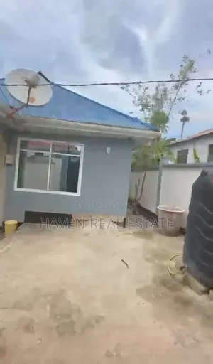 4 Bedroom House for Sale in Goba