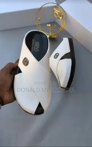 Sandali za Bottega Veneta Ngozi Msalaba - De'Rossi Collection