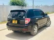 Subaru Forester 2010 Nyeusi - 5