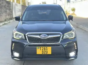 Subaru Forester 2015 Nyeusi