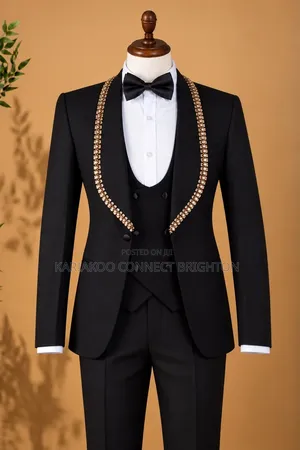 Suti ya Black Beaded-Lapped na Tai ya Pinde