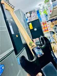 Gitaa la Fender Solo la Umeme na Bati - 1