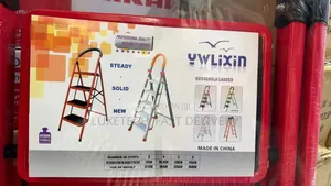 Ngazi ya Kukunja ya Step 4 yenye Handle ya Usalama - Nyekundu