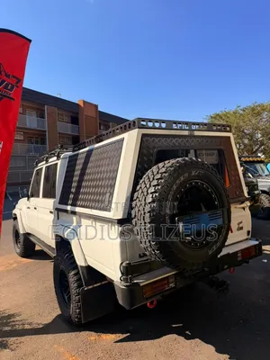 Toyota Land Cruiser 79 Double Cab 2018