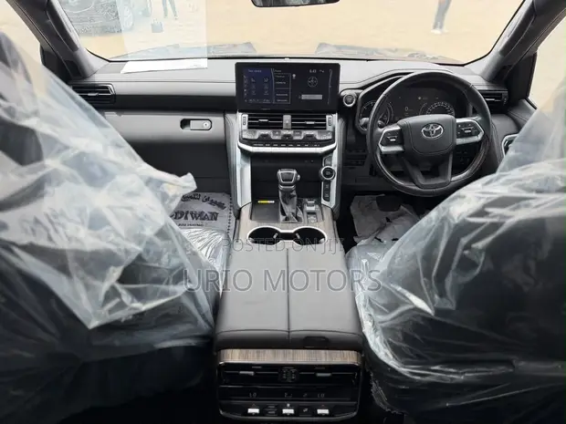 Toyota Land Cruiser ZX 2024 - 1