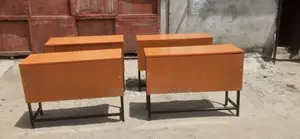 Meza Imara ya Miguu ya Chuma
