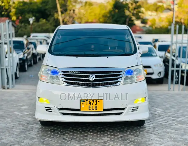 Toyota Alphard 2006 White - 1