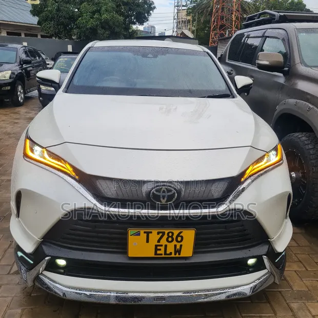 Toyota Harrier 2020 - Pearl White - 1
