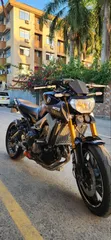 Yamaha MT-09 2016 Nyeusi - 2