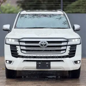 Toyota Land Cruiser LC300 Sahara ZX 2024