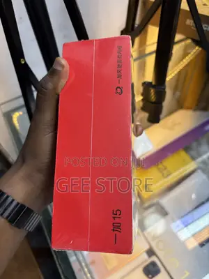 OnePlus 15 256GB Mpya Nyeupe