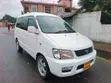 Toyota Noah 2001 White - 4