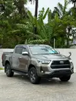 Toyota Hilux 2023 2.4cc Diesel Beige - 4