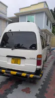 Toyota Grand HiAce 2000 Nyeupe - 5