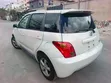 Toyota IST 2004 - Nyeupe - 2