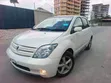 Toyota IST 2004 - Nyeupe - 4