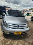 Toyota IST 2006 Nyeusi - 1