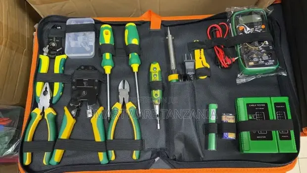 RJ45 Ethernet Crimp Tool Kit - Cat6/Cat5e/Cat5 - 1