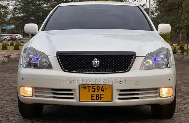 Toyota Crown 2007 - 1