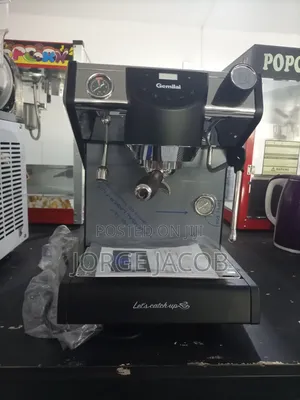 Gemilai CRM3149 Mashine ya Espresso ya Kibiashara