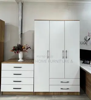 Kabati la Milango 3 na Meza ya Console