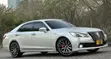 Toyota Crown Hybrid 2013 Silver - 1