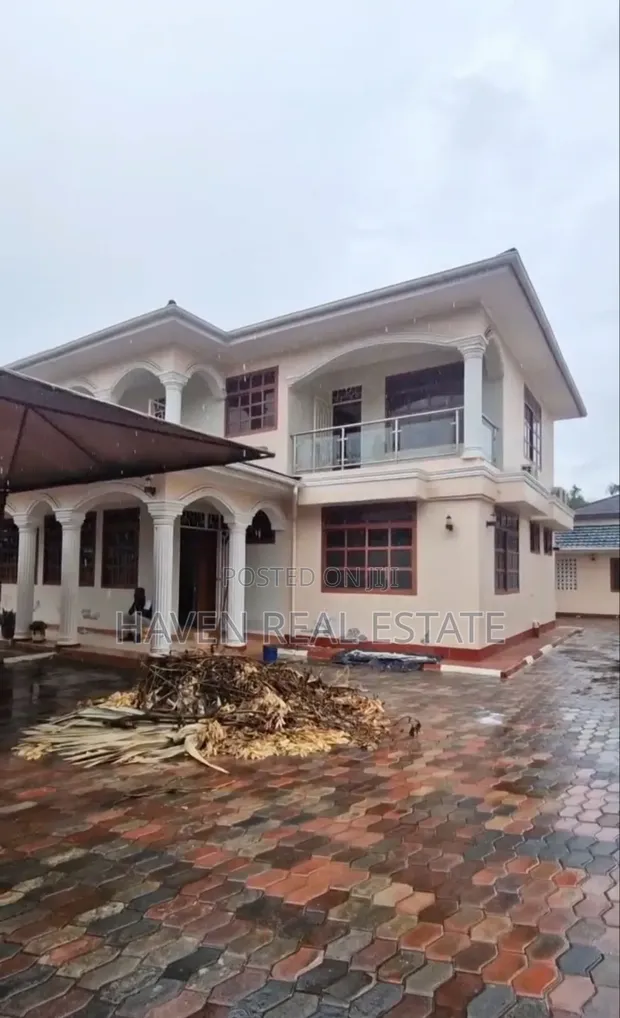 4 Bedroom House for Rent in Mikocheni - 1
