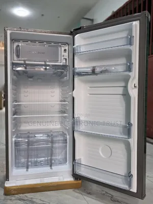 Super General Fridge 220L