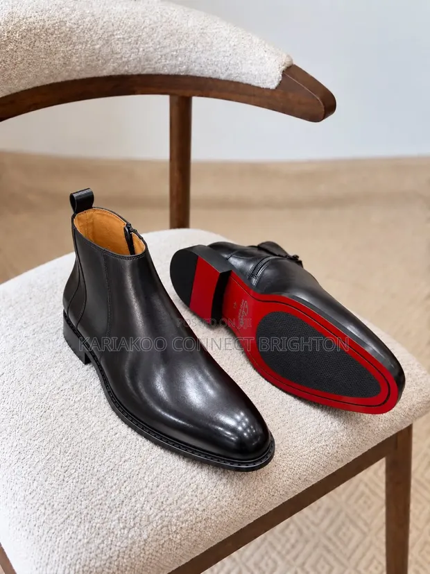 La Black Leather Chelsea Boots with Red Sole - 1