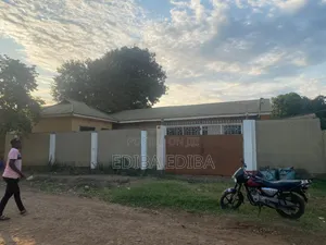 Nyumba ya Vyumba 5 vya Kulala, Ediba Real Estate, Moshi Mjini