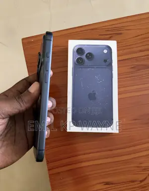 Apple iPhone 17 Pro Max 512GB Bluu