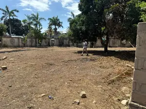 Kiwanja Bora cha Makazi Kinauzwa, Mbezi Beach