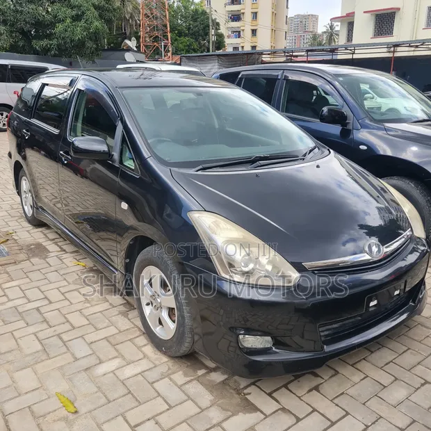 Toyota Wish 2008 Nyeusi Metallic - 1