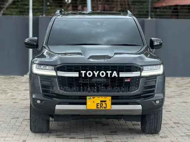 2024 Toyota Land Cruiser GR Sport 3.3L Dizeli - 1